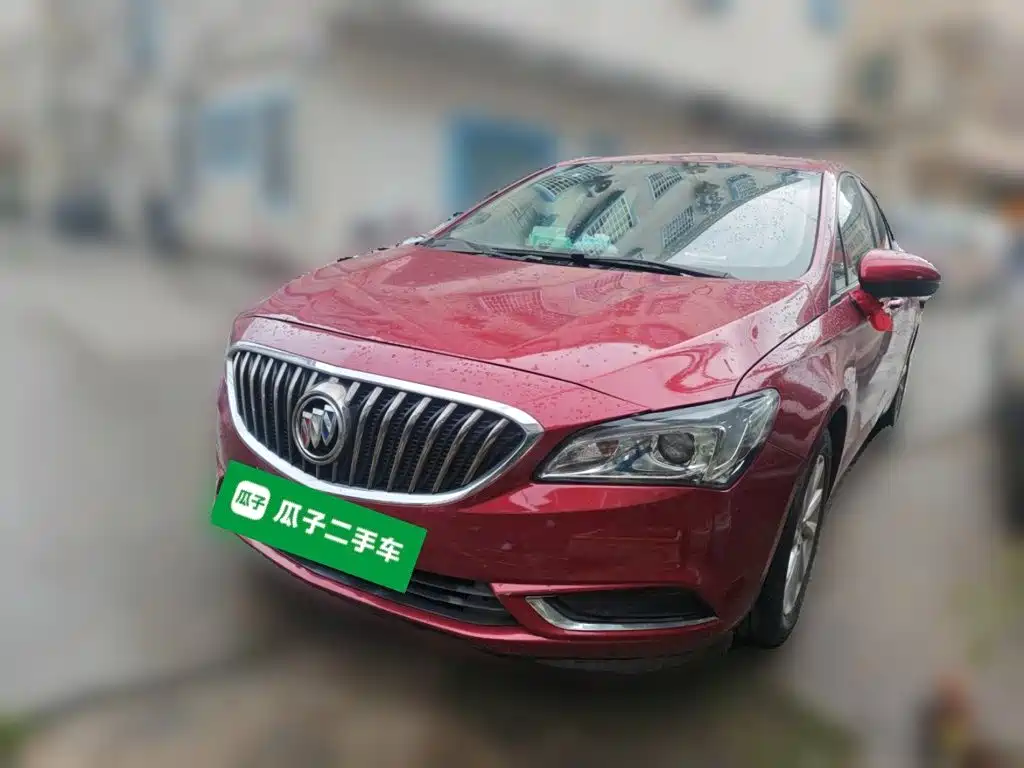 Photo 2 - Buick Verano