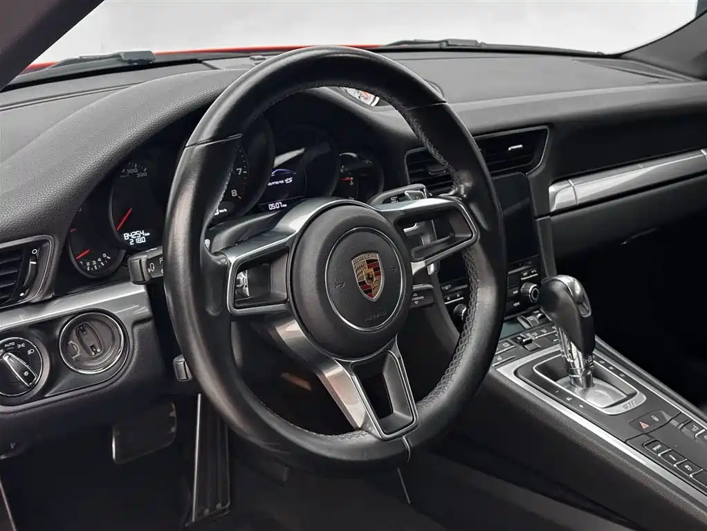 Porsche 911 2016 Carrera 4S 3.0T фото 11
