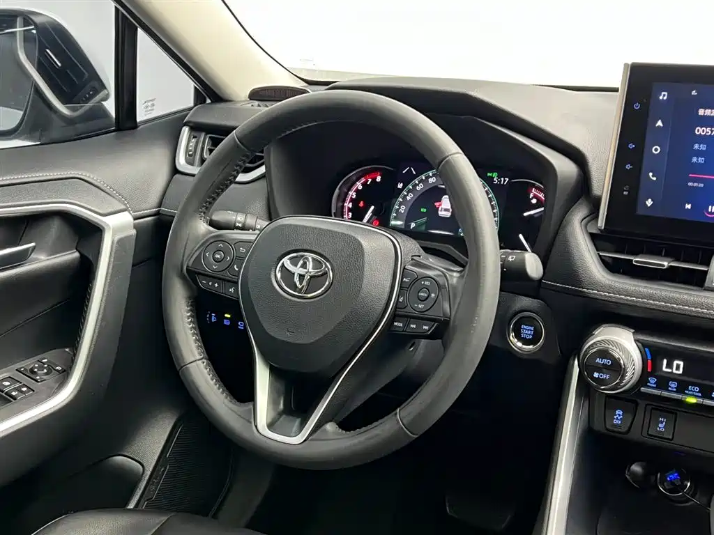 Toyota RAV4 Rongfang 2022 2.0L CVT 4WD Trend Plus Edition фото 19