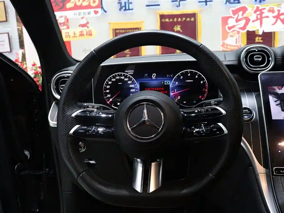 Mercedes-Benz GLC 2024 GLC 260 L 4MATIC Luxury 5-seater фото 13
