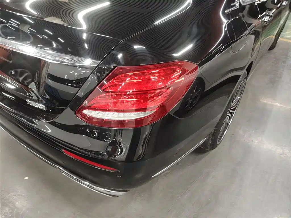 Mercedes-Benz E-Class 2016 E 300 L Fashion Type фото 23