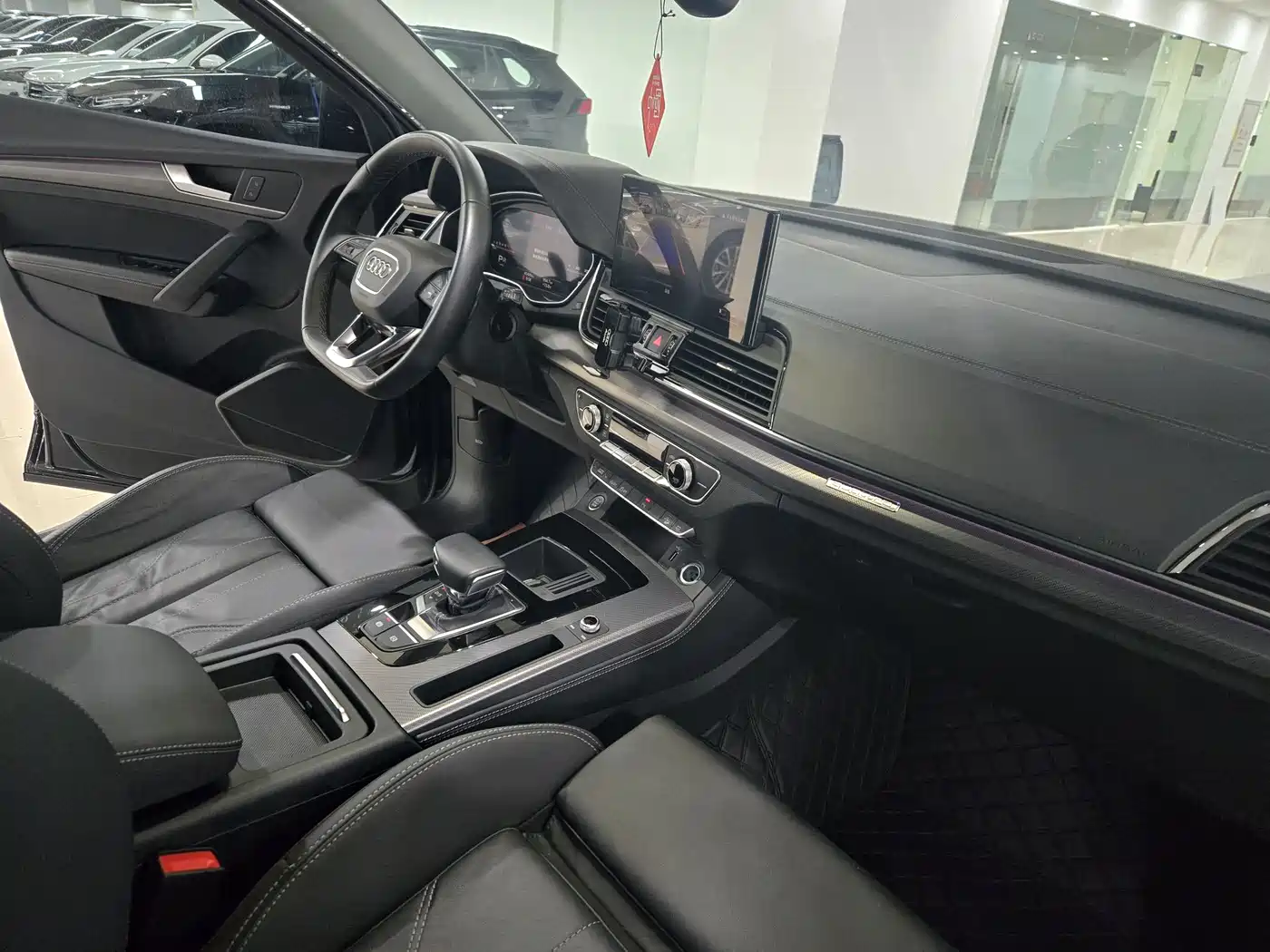 Audi Q5L 2022 40T Luxury Dynamic фото 13