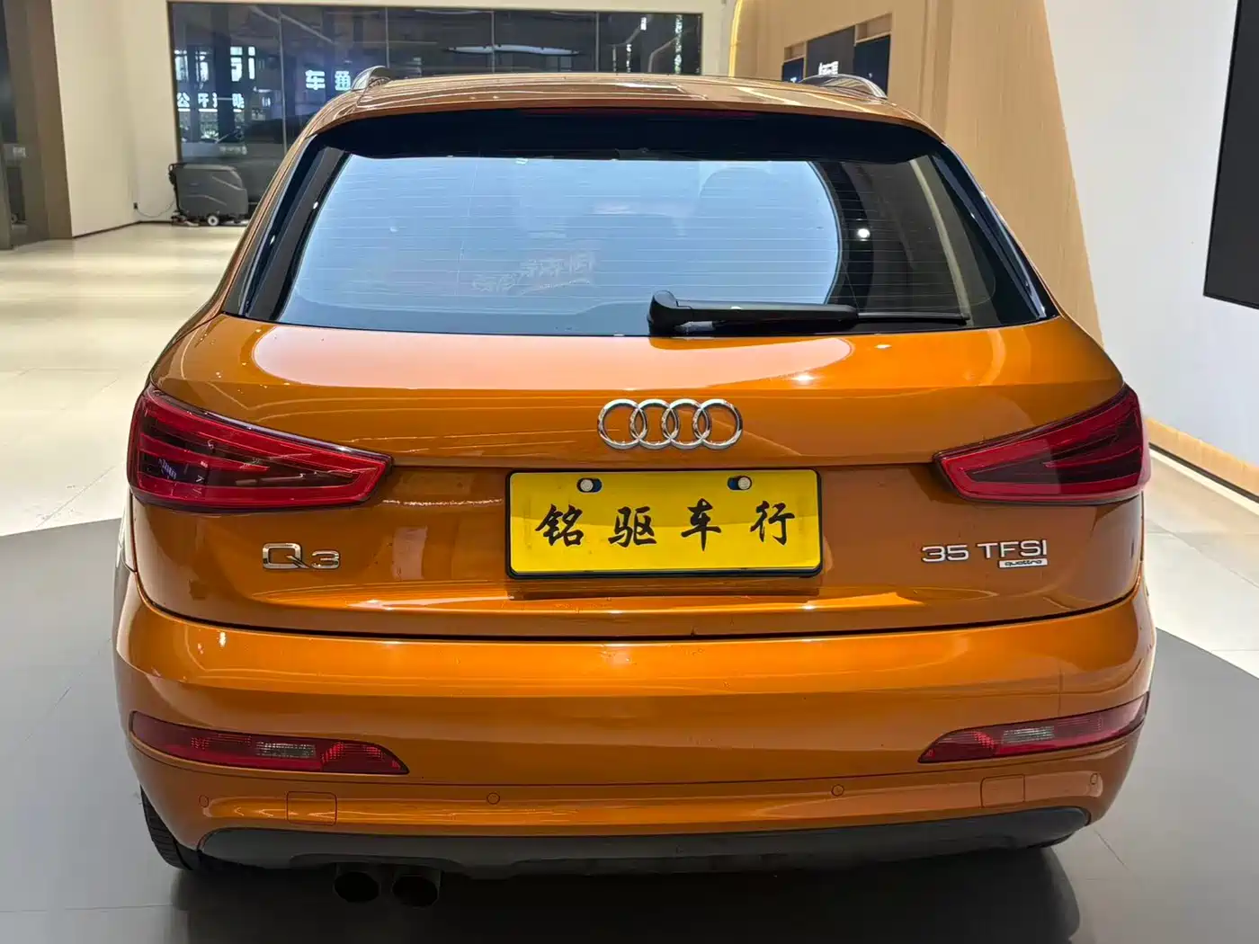 Audi Q3 (Import) 2012 35 TFSI quattro Comfort фото 4