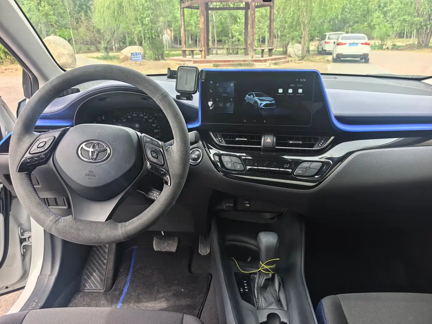 Toyota C-HR 2023 Model 2.0L Comfort Edition фото 6