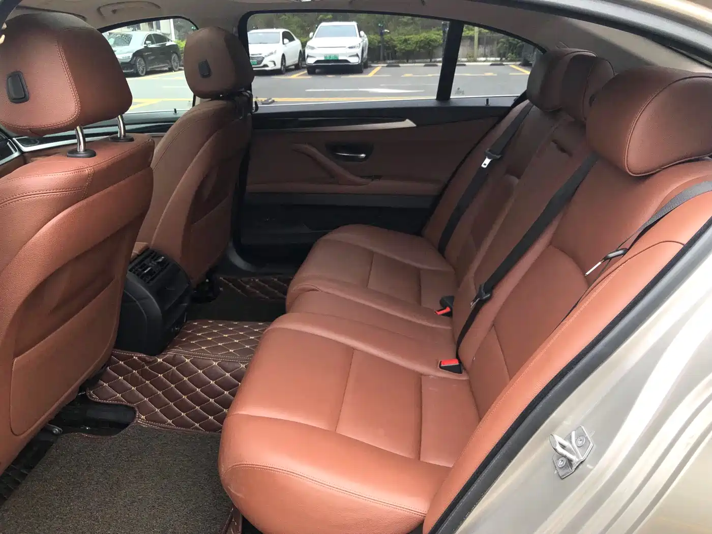BMW 5 Series 2017 520Li Classic Edition фото 9