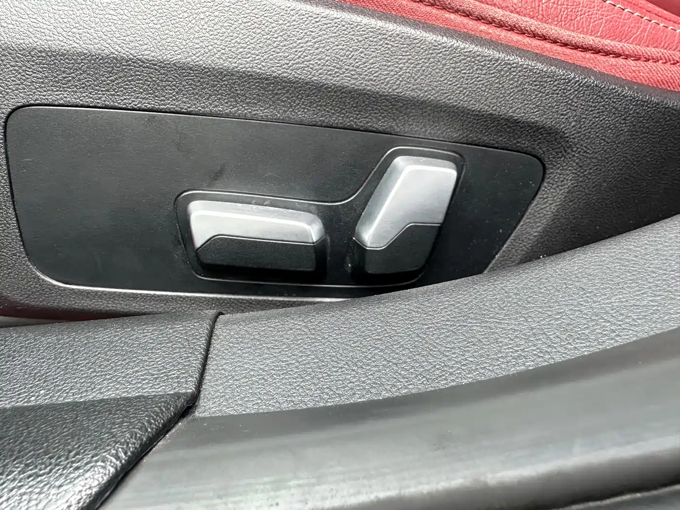 BMW 3 Series 2023 320Li M Sport Package фото 12