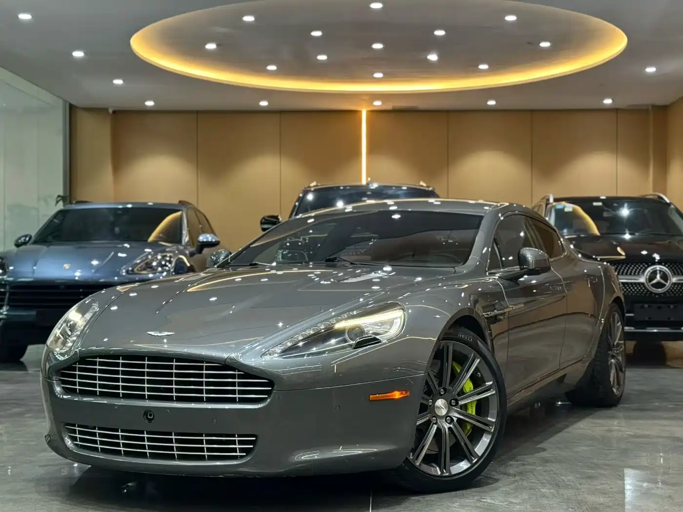 Aston Martin V8 Vantage 2011 2011 4.7L Sportshift Coupe