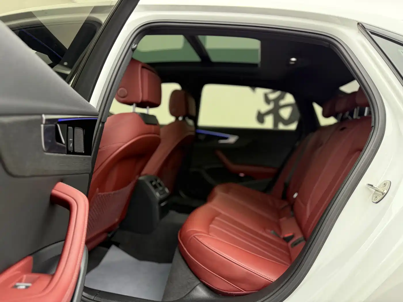 Audi A4L 2023 40 TFSI Luxury Sport фото 6
