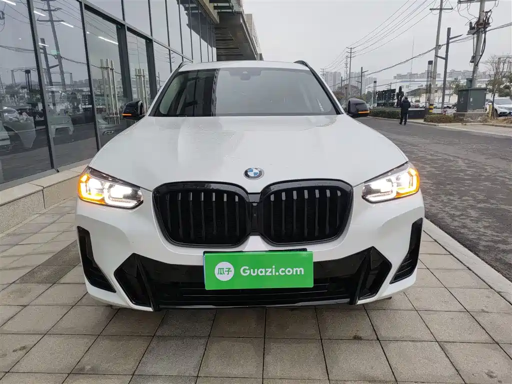 BMW X3 2023 Facelift xDrive30i Leading M Night Package фото 3
