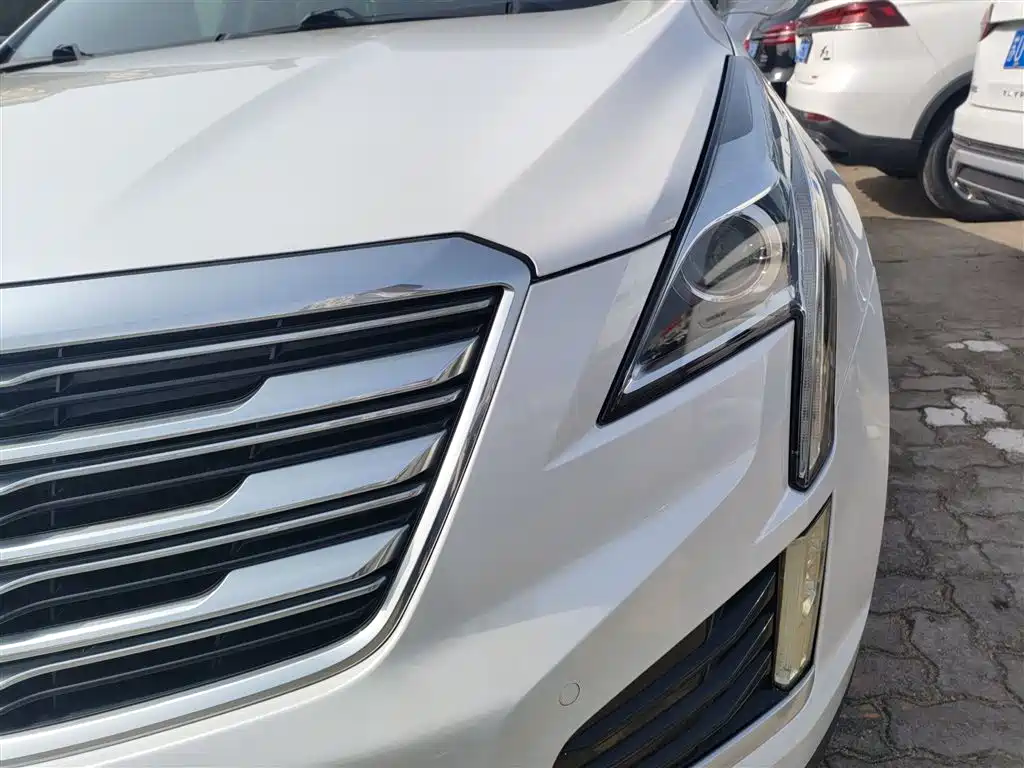 Cadillac XT5 2016 25T Luxury Model фото 24