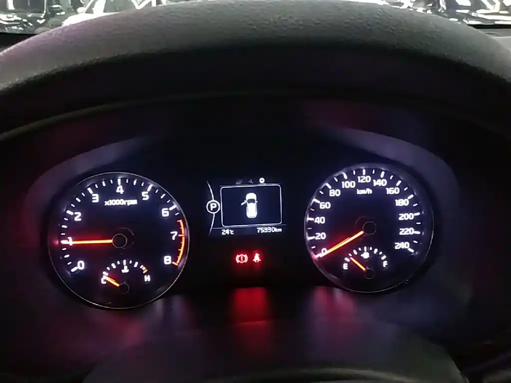 Kia KX5 2016 Model 1.6T Automatic 2WD DLX фото 12