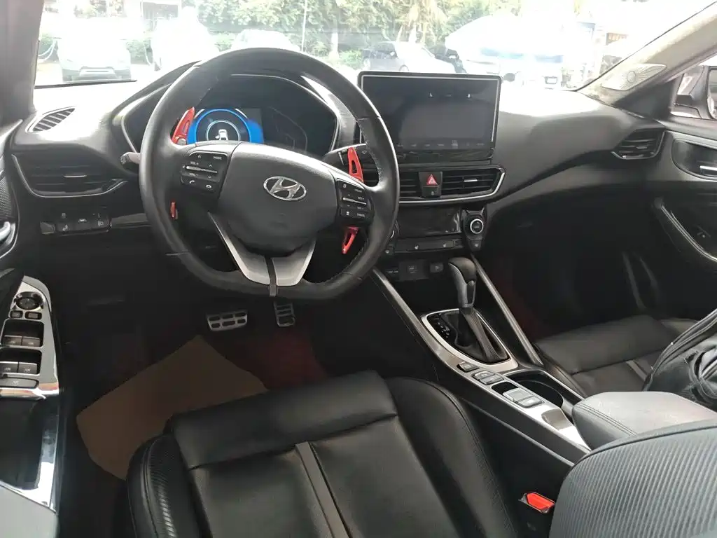 Фото 6 - Hyundai Lafesta