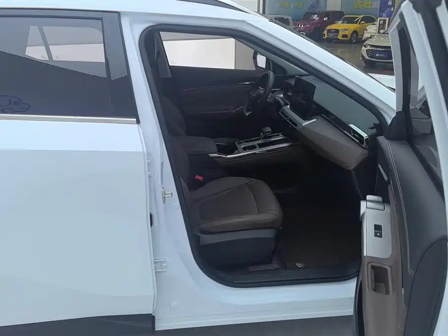 GAC Trumpchi Trumpchi GS4 2024 MAX 1.5T Flagship Edition фото 8