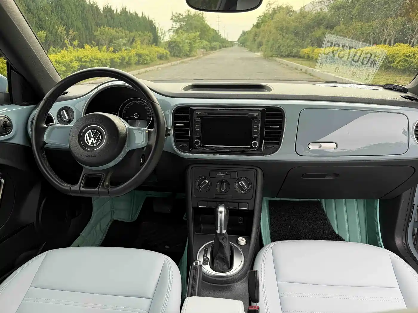 Volkswagen Beetle 2014 1.2TSI Fashion Edition фото 7