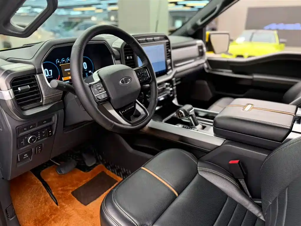 FORD F-150 RAPTOR