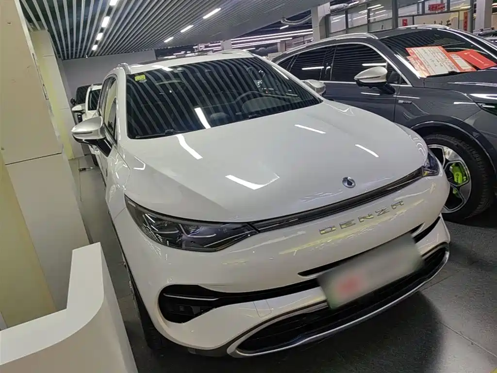 Denza X 2020 Model PHEV Flagship Edition фото 4