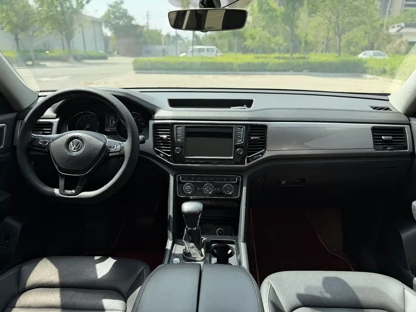 Volkswagen Teramont 2017 380TSI 4WD Luxury Edition фото 9