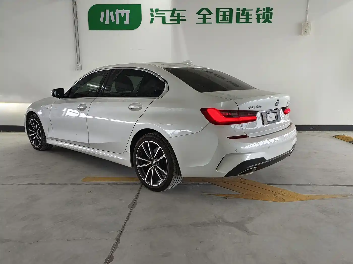 BMW 3 Series 2022 320Li M Sport Package фото 5