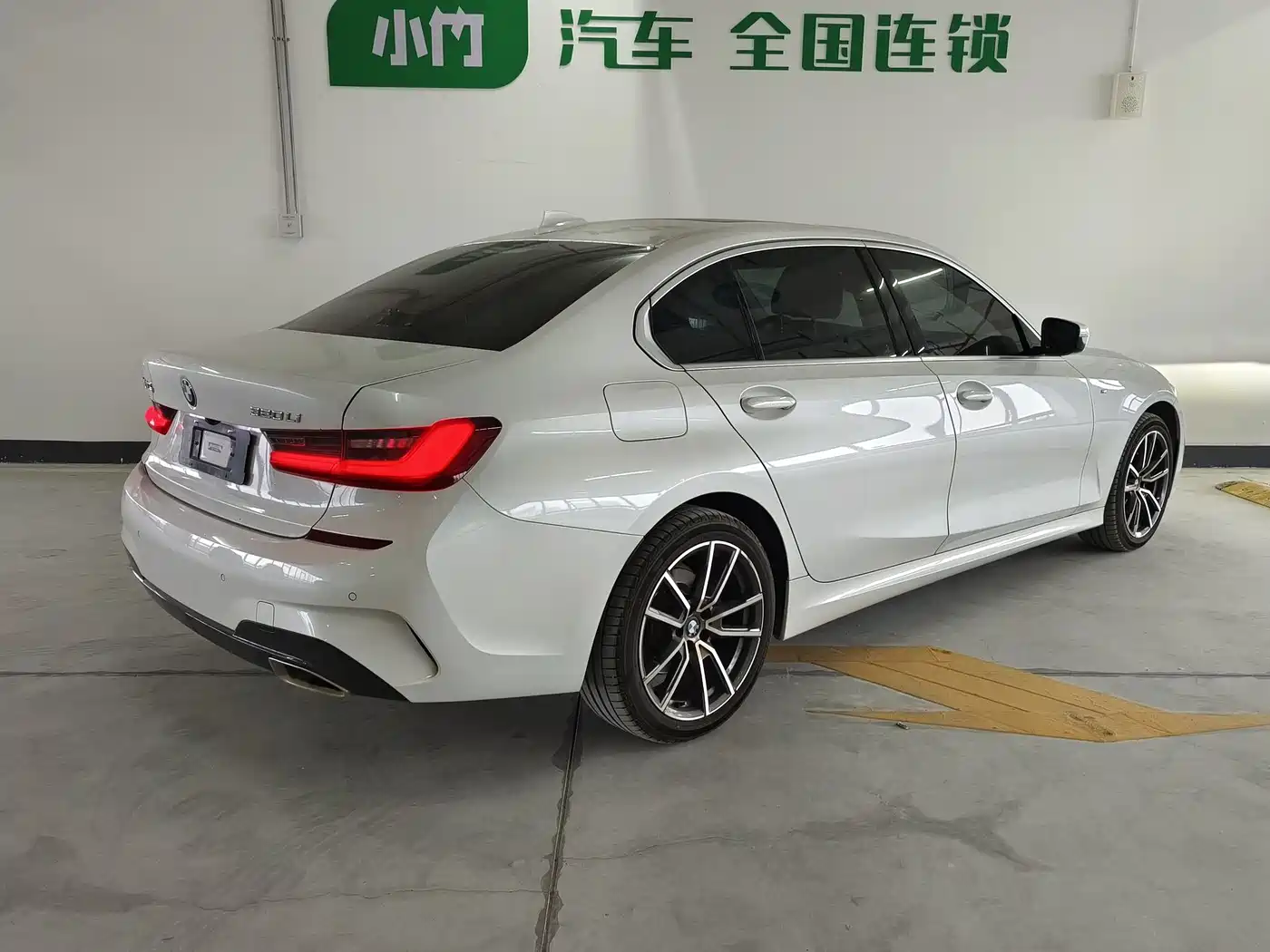 BMW 3 Series 2022 320Li M Sport Package фото 7
