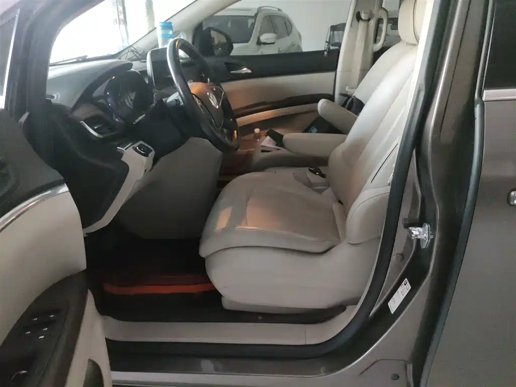 Buick GL8 2020 Model Land Business Class 652T Luxury фото 12