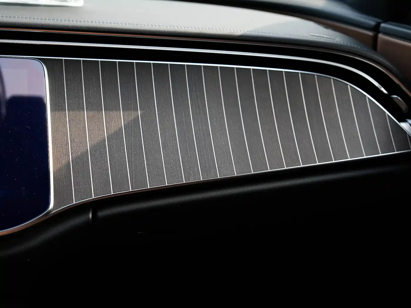 Mercedes-Benz E-Class 2024 E 300 L Fashion фото 9
