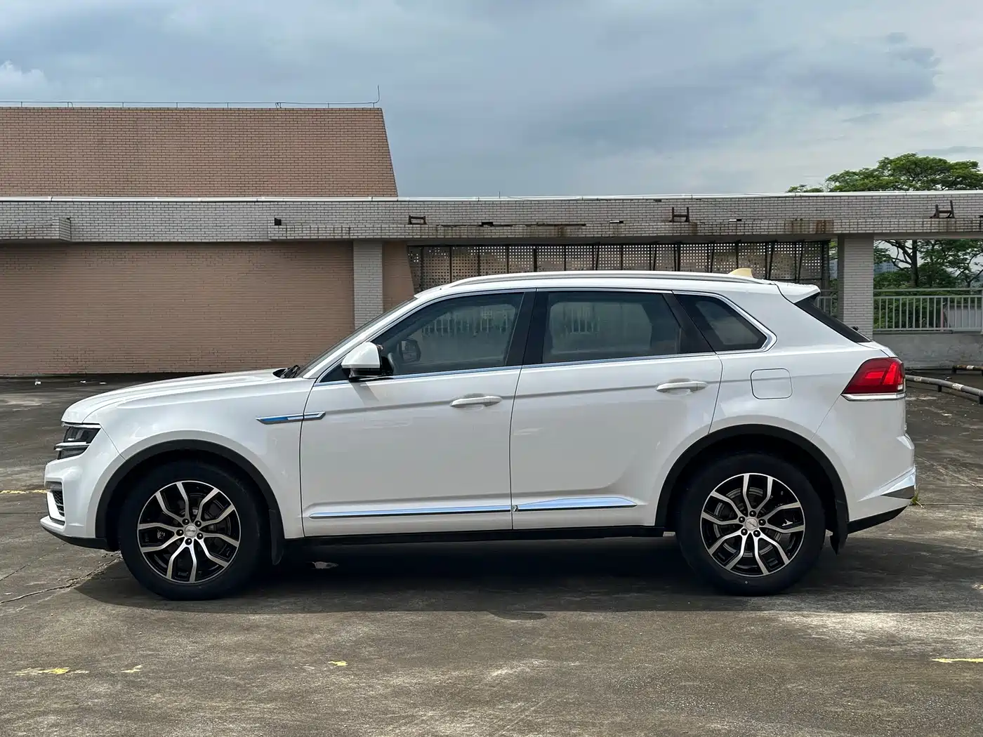 Zotye X7 2017 2017 1.8T DCT Luxury