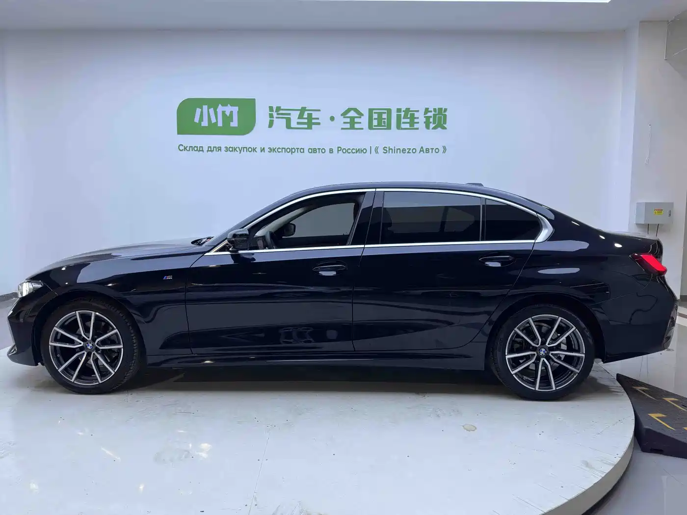 BMW 3 Series 2023 320Li M Sport Package фото 8
