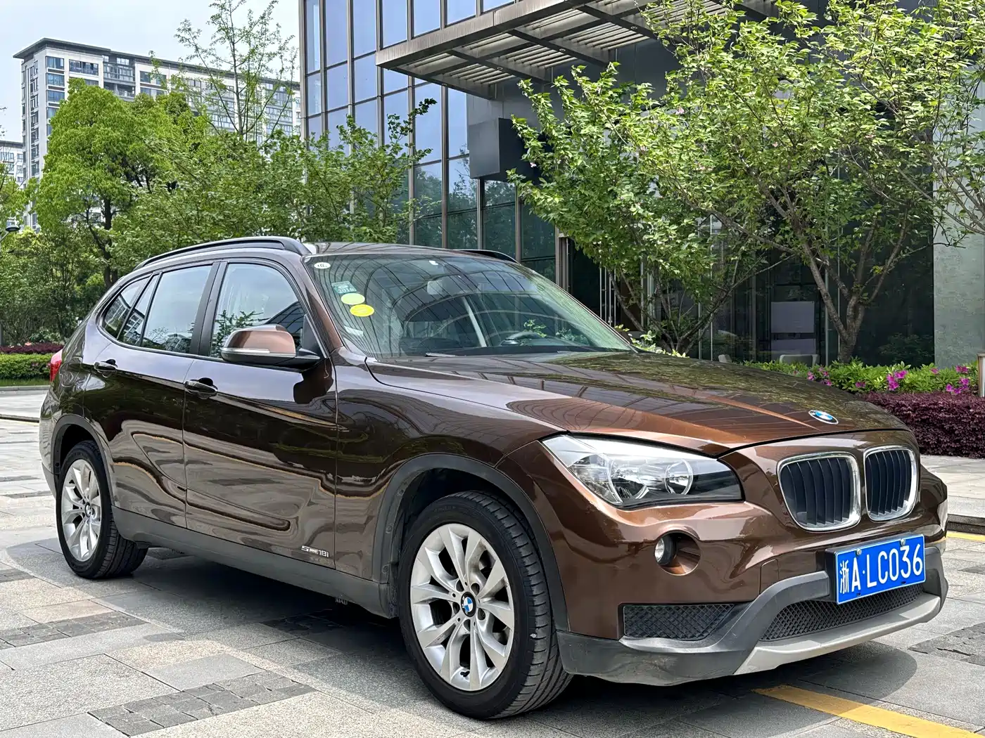BMW X1 2013 sDrive18i Fashion фото 3