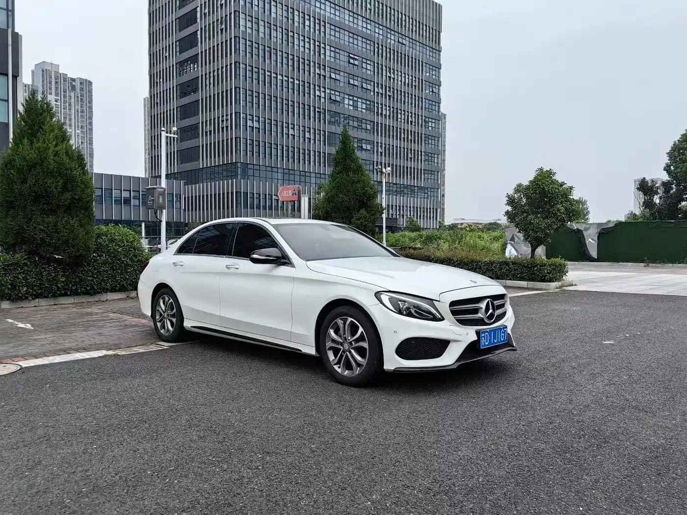 Mercedes-Benz C-Class 2016 C 180 L Sport фото 3