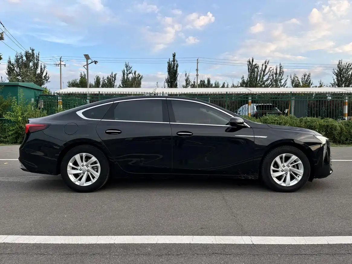 Фото 7 - Buick LaCrosse