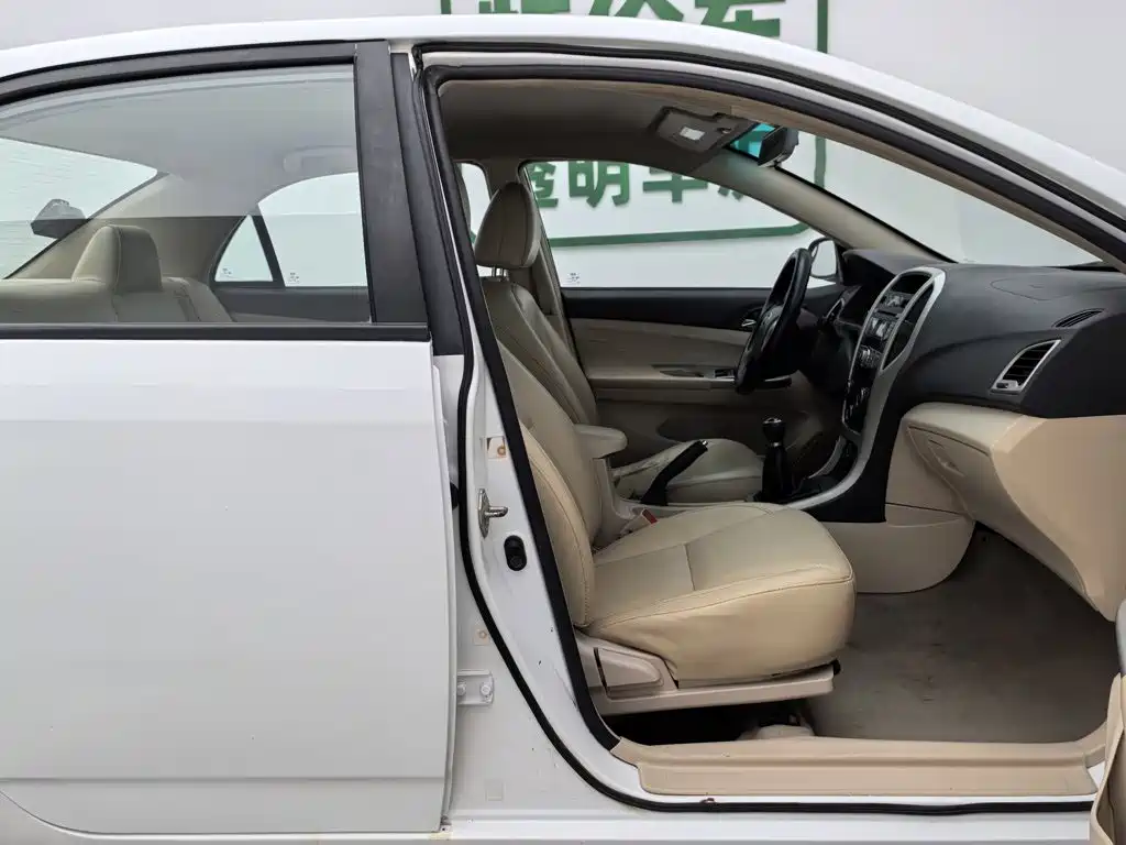 Фото 23 - BYD F3