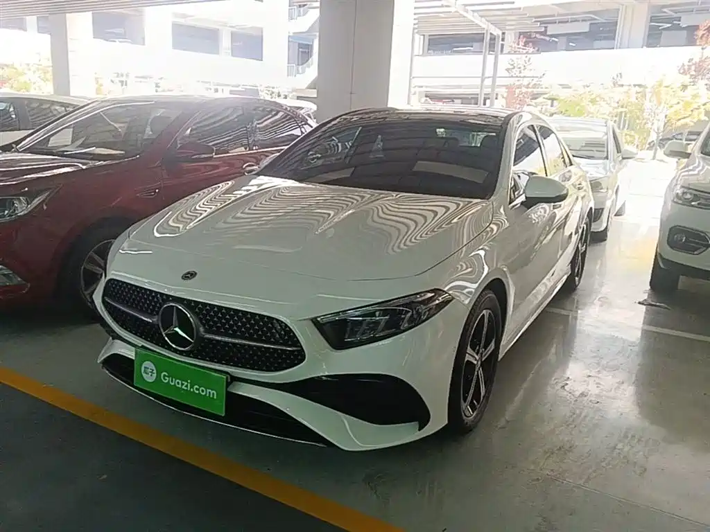 Mercedes-Benz A-Class 2024 Facelift A 200 L Fashion