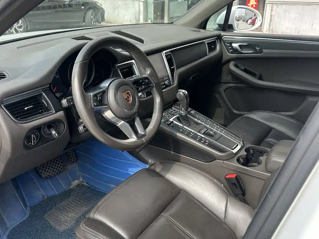 Porsche Macan 2017 Macan 2.0T фото 6