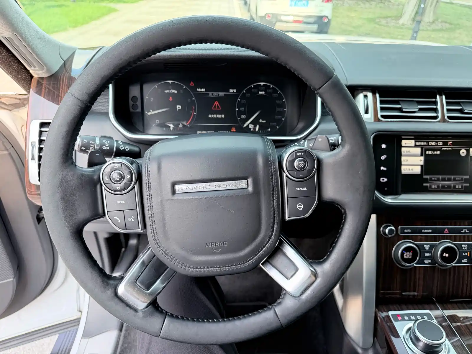 Фото 14 - Land Rover Range Rover
