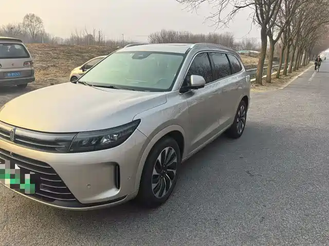 AITO Wenjie AITO M7 2022 1.5T AWD Luxury Edition