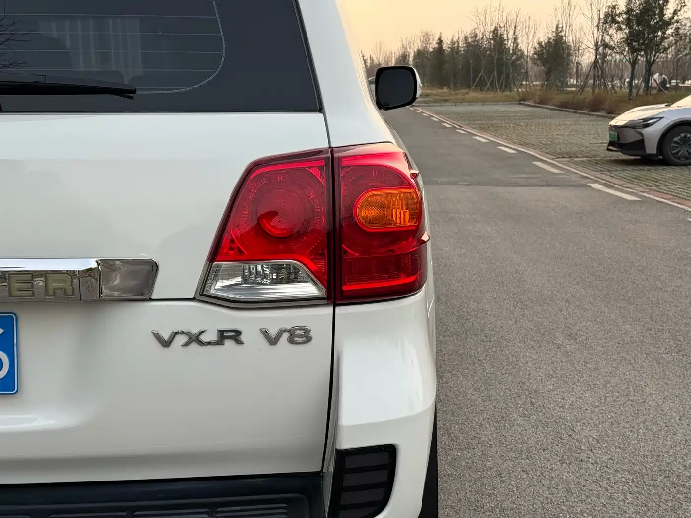 Toyota Land Cruiser 2016 4.0L Automatic VX фото 20