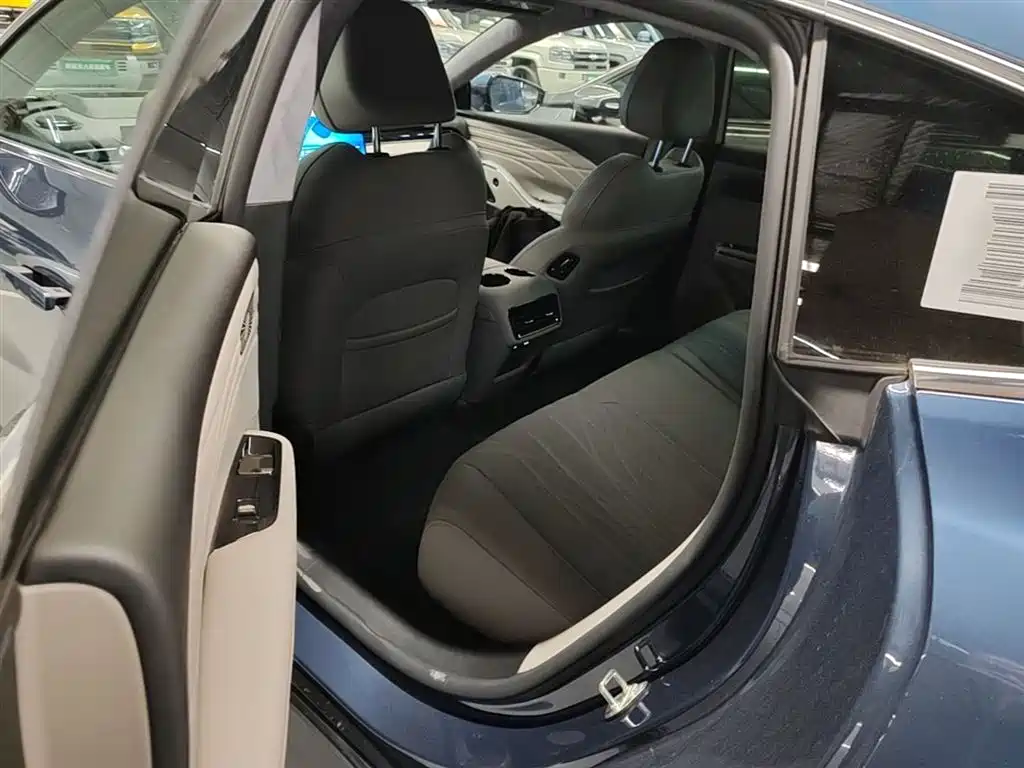Geely Galaxy Galaxy Xingyao 8 2025 130km EM-P Starship Edition фото 17