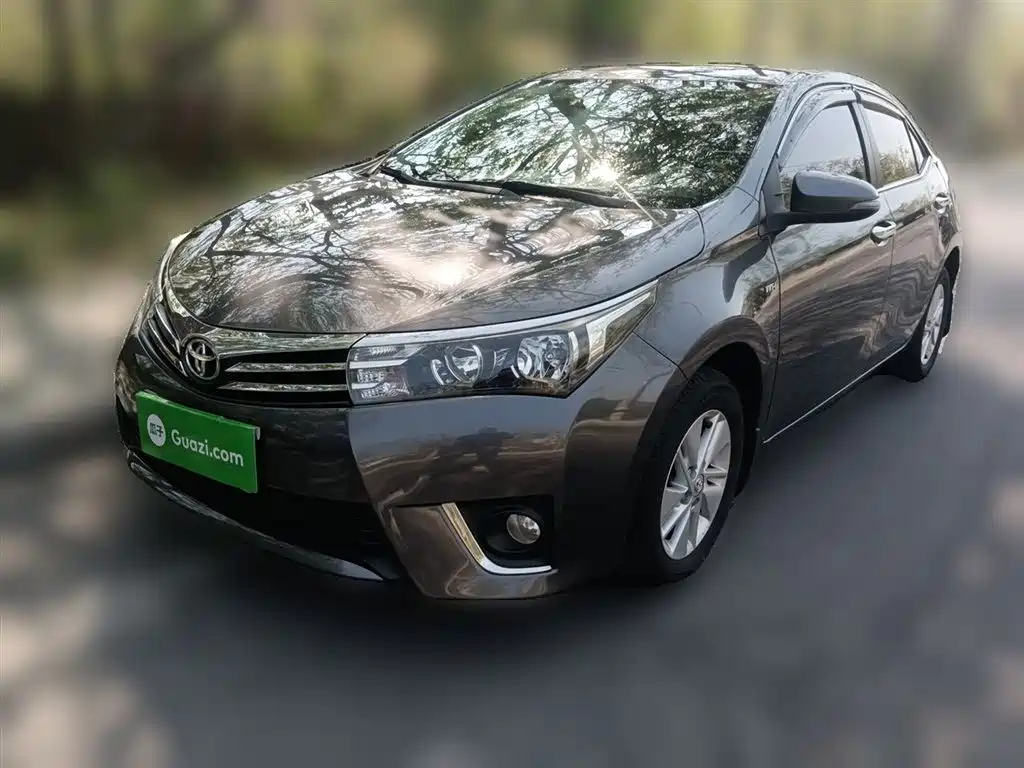 Toyota Corolla 2014 1.6L CVT GL фото 2