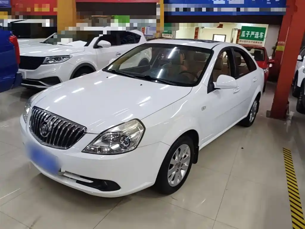 Buick Excelle 2013 1.5L Automatic Exclusive фото 2