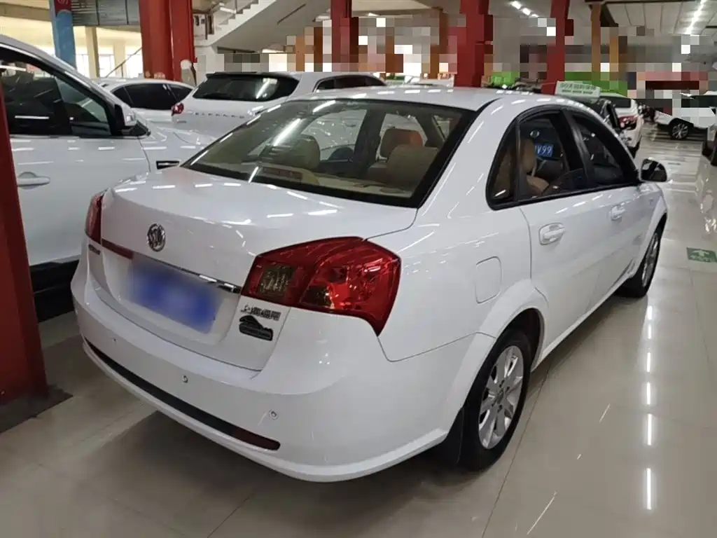 Buick Excelle 2013 1.5L Automatic Exclusive фото 7
