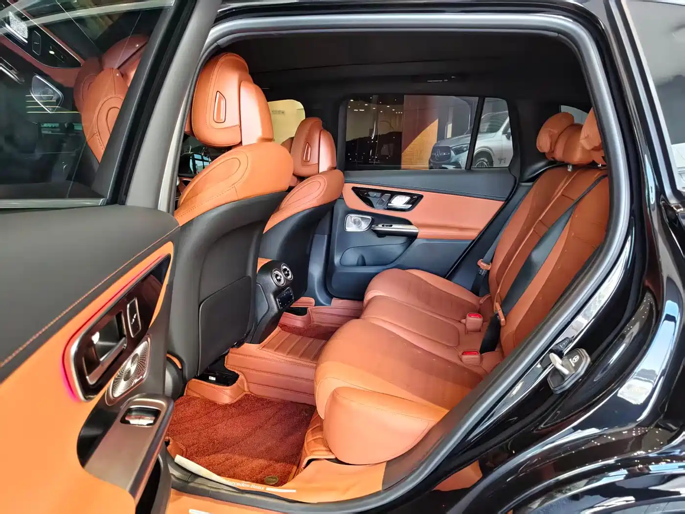 MERCEDES-BENZ GLC