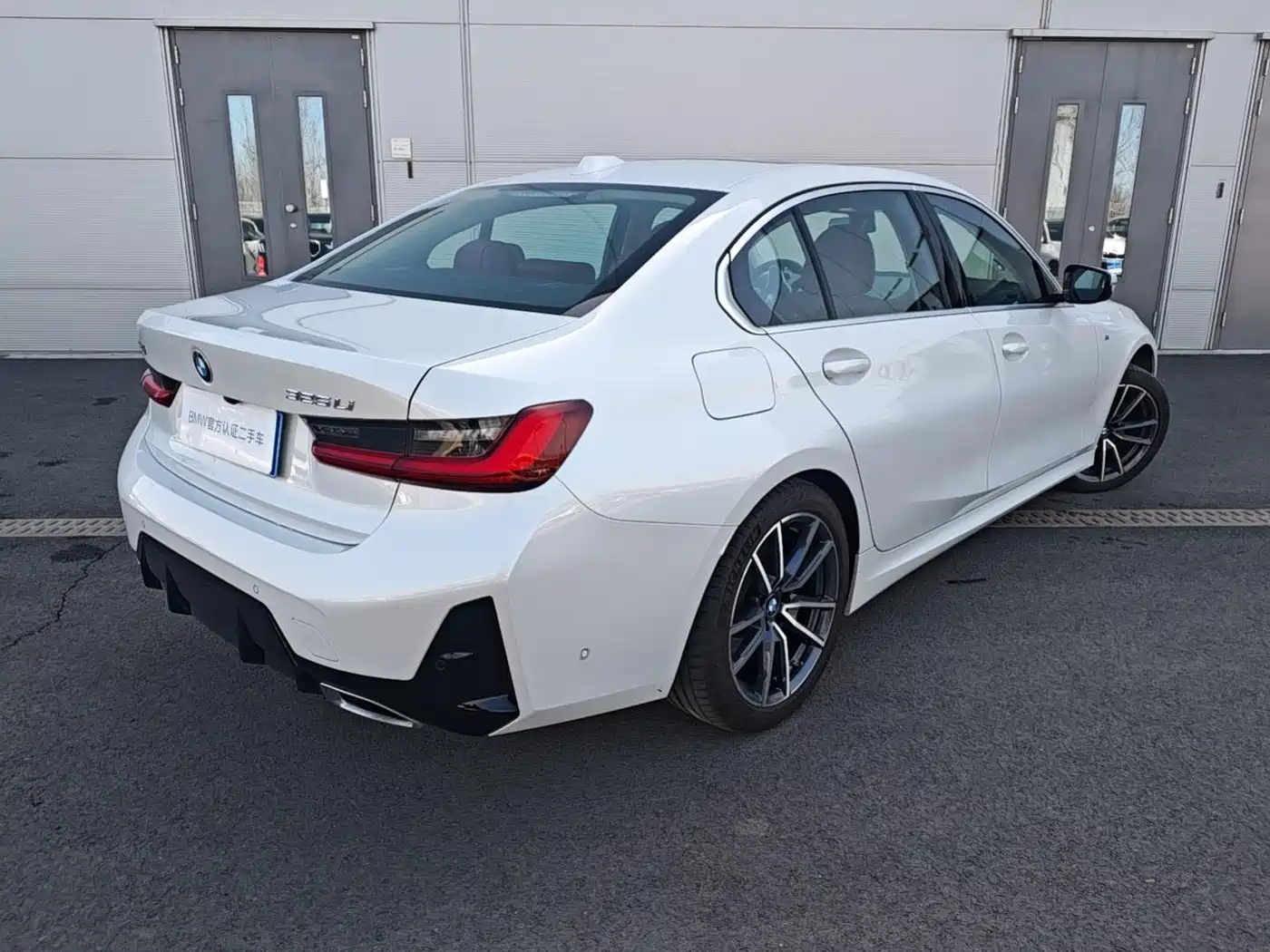 BMW 3 Series 2025 325Li M Sport Package фото 8