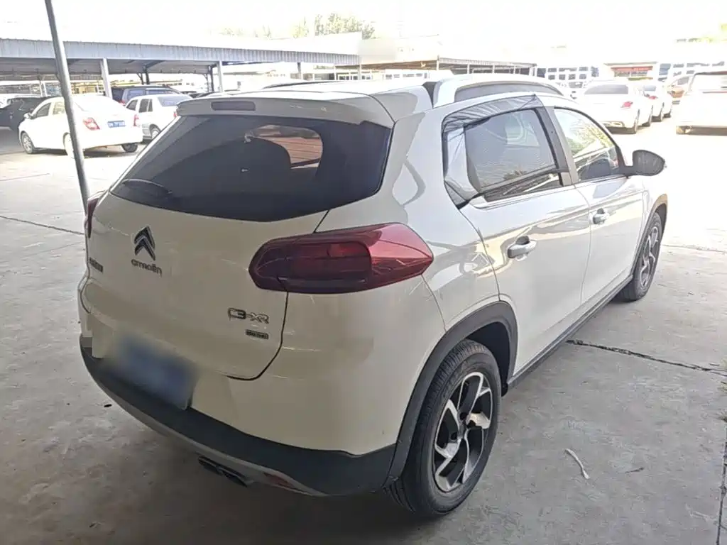 Фото 7 - Citroën C3-XR