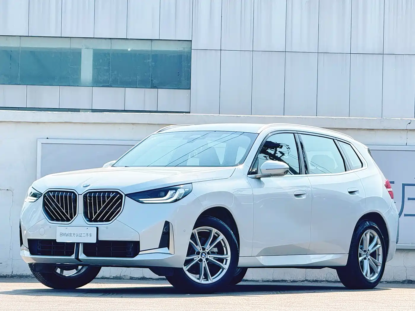 BMW X3 2025 xDrive25L Luxury Package