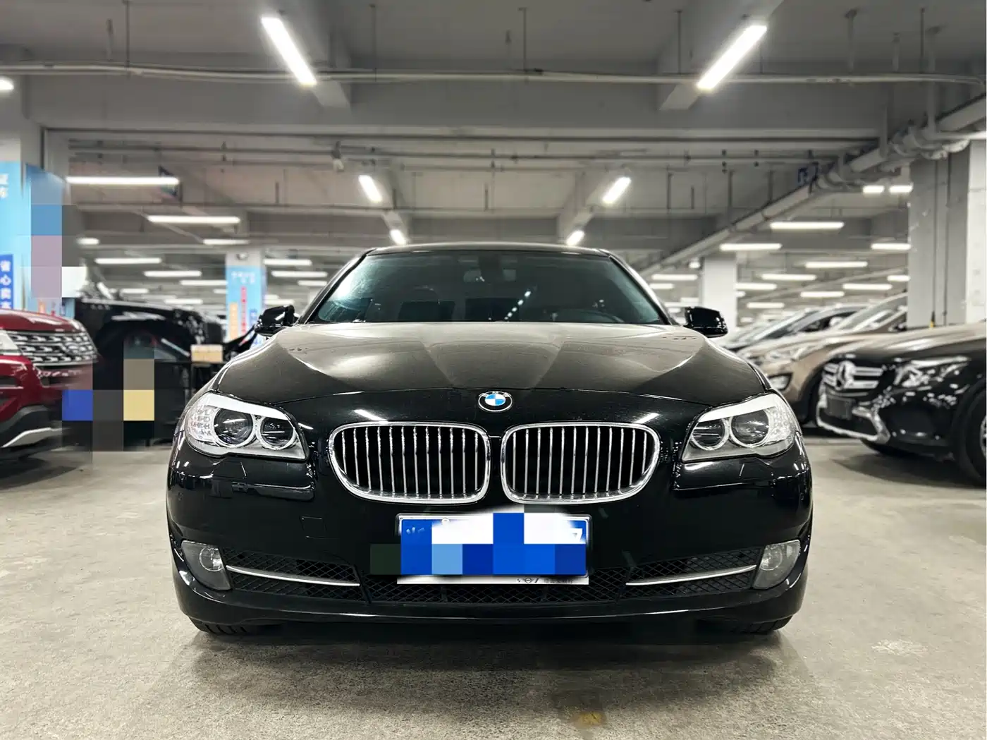 BMW 5 Series 2013 525Li Luxury фото 2