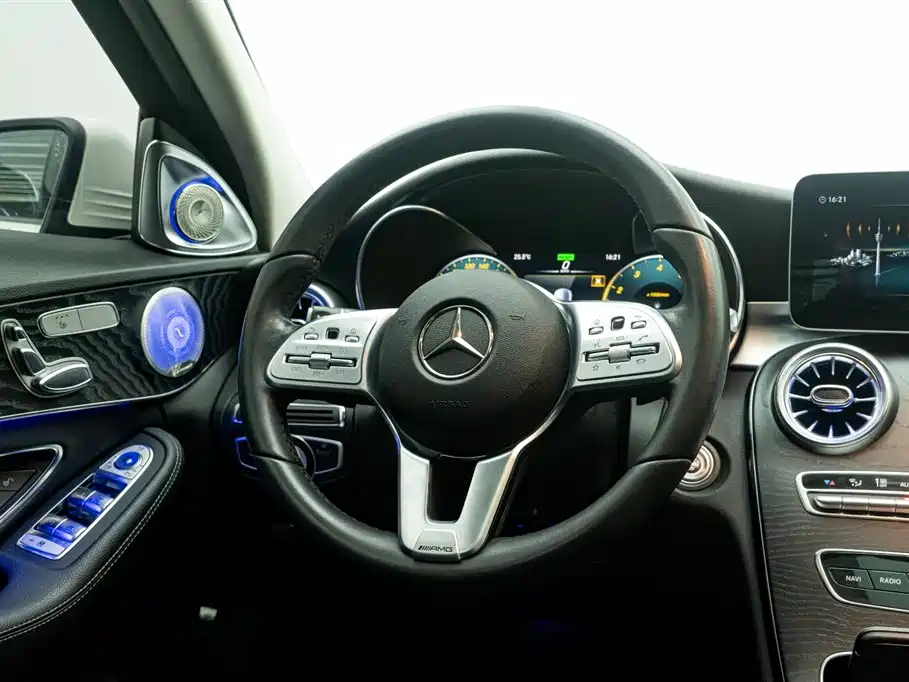 Mercedes-Benz C-Class (Import) 2020 Model C 260 Estate фото 29