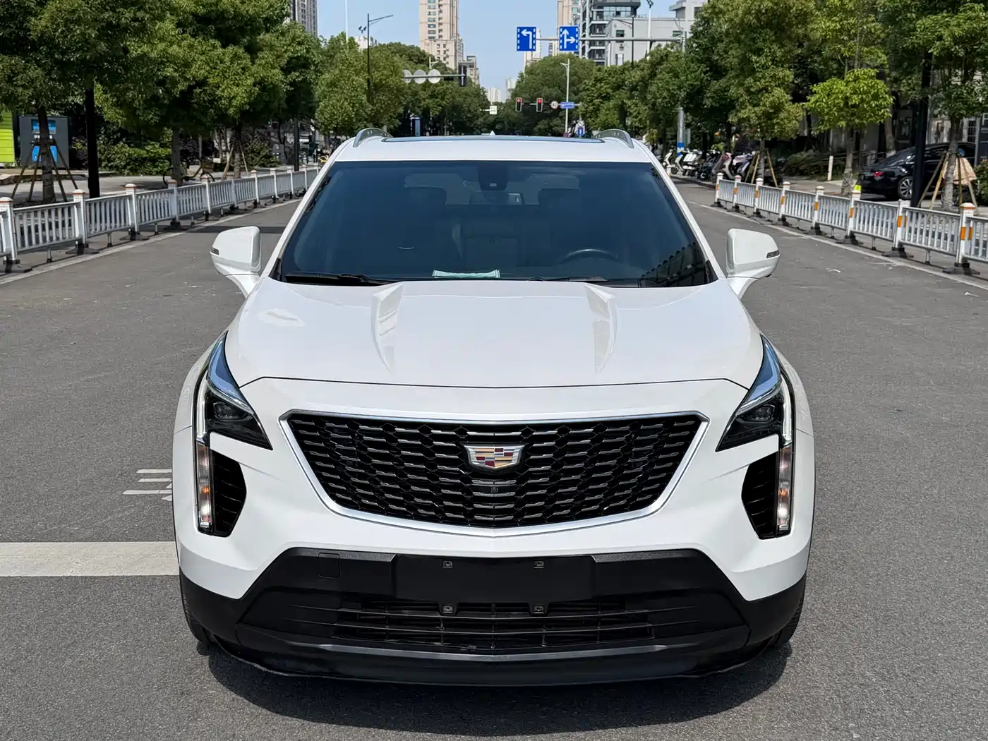 Cadillac XT4 2018 Model 28T 2WD Technology фото 2