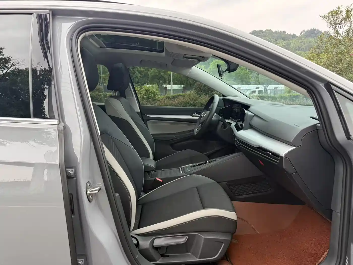 Volkswagen Golf 2021 280TSI DSG Pro фото 6