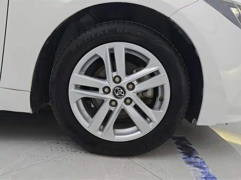 Toyota Levin 2022 TNGA 1.5L CVT Progressive Edition фото 6