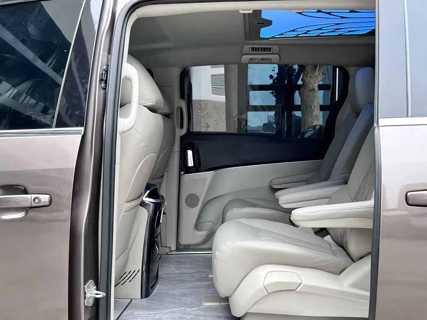 Buick GL8 2022 Land Business Class 652T Luxury фото 20